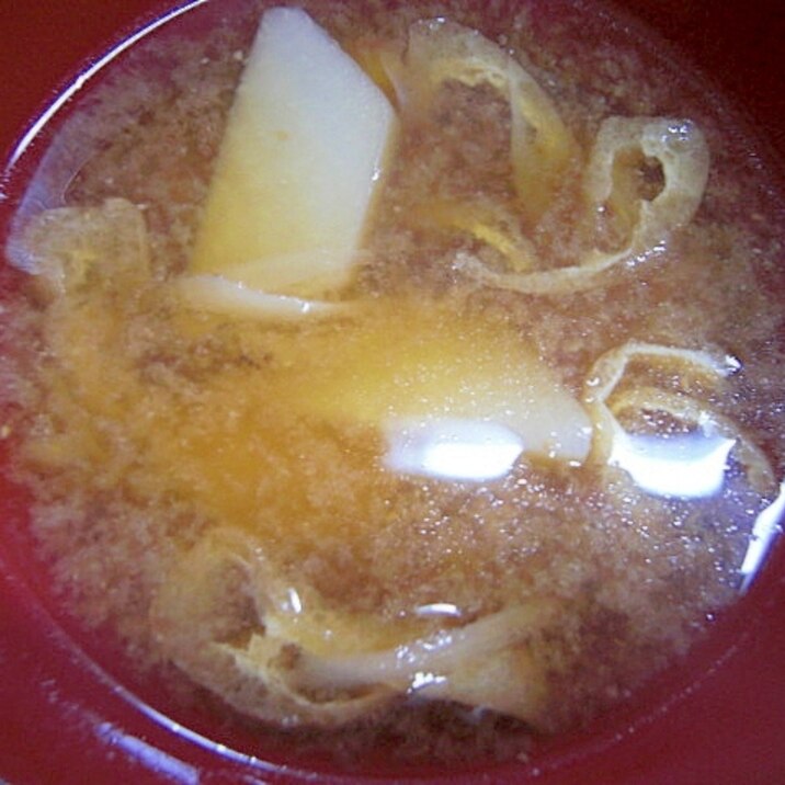 ゴボウと里芋の味噌汁